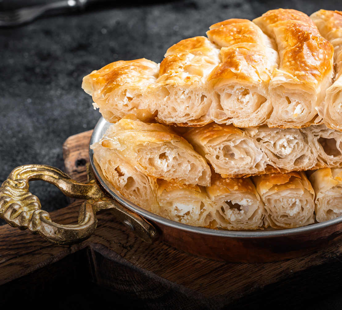 Dondurulmuş Kol Böreği 